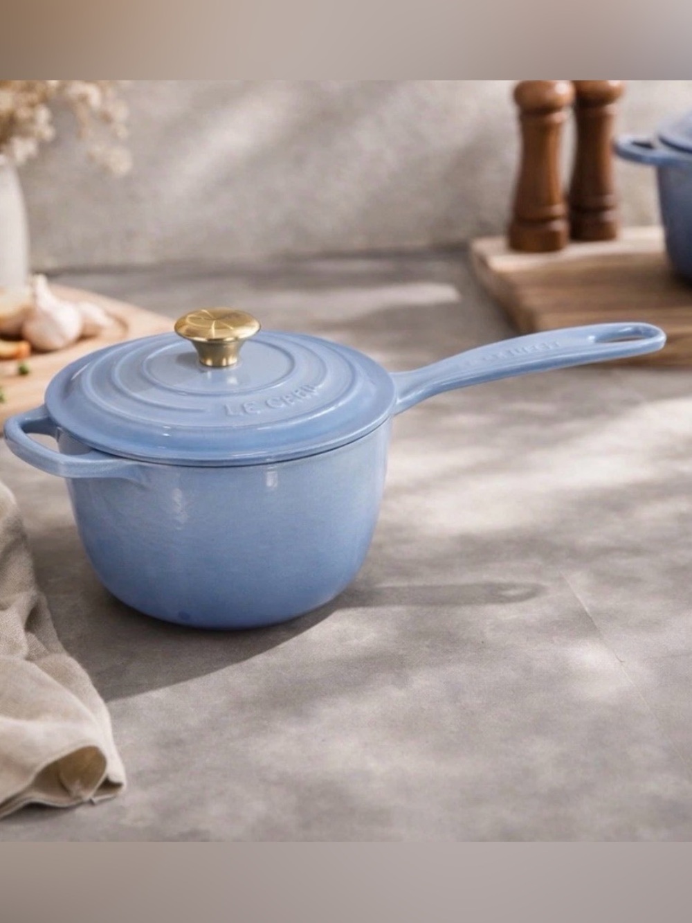 Le Creuset Signature Cast Iron Pot Saucepan 16 cm Blue 1.75 qt NEW